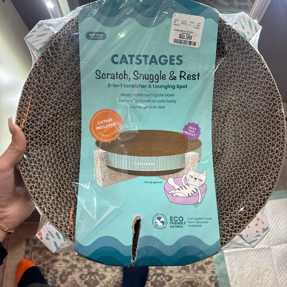 Cat scratcher